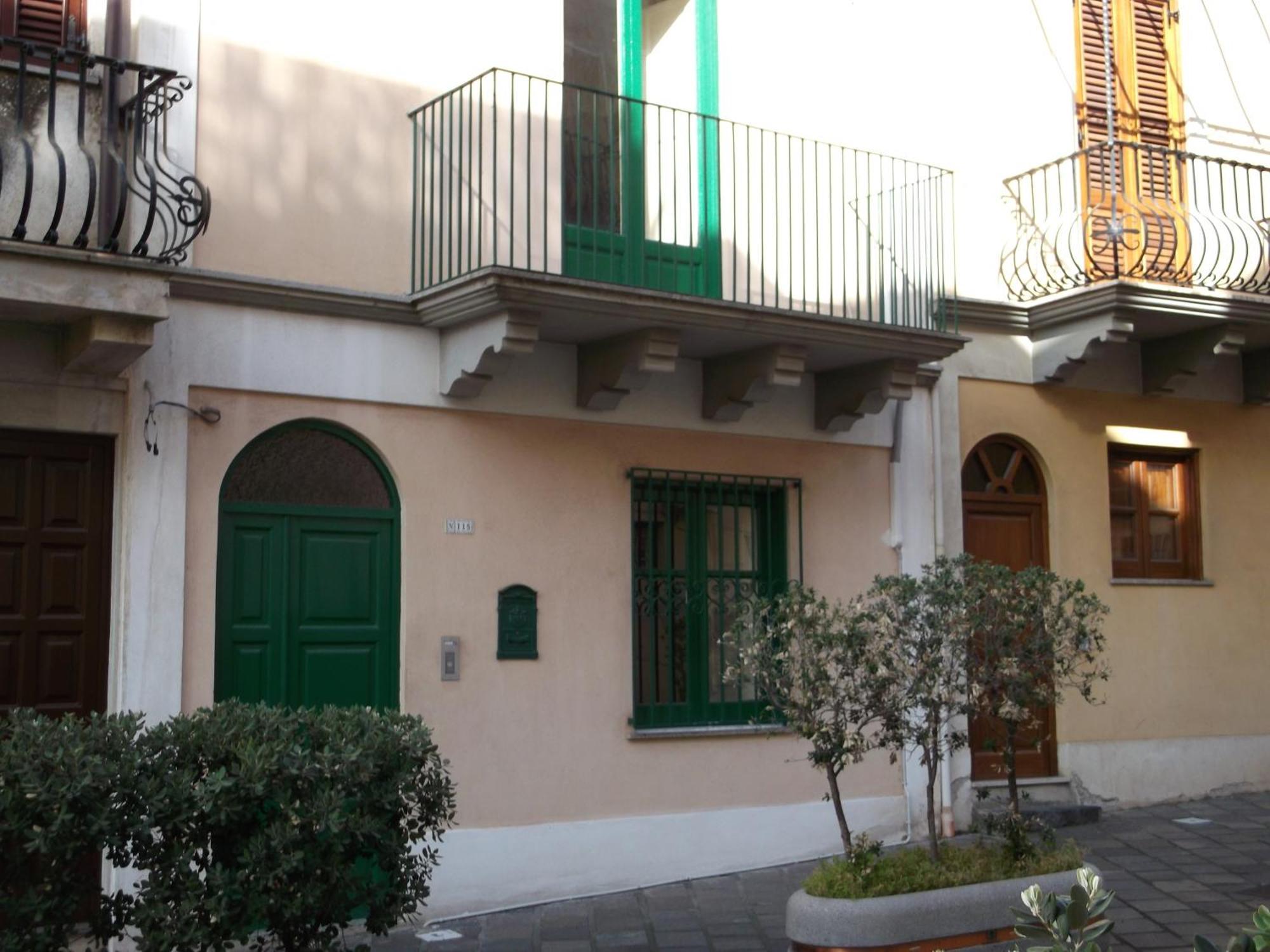 Centrostoricolipari Villa Buitenkant foto