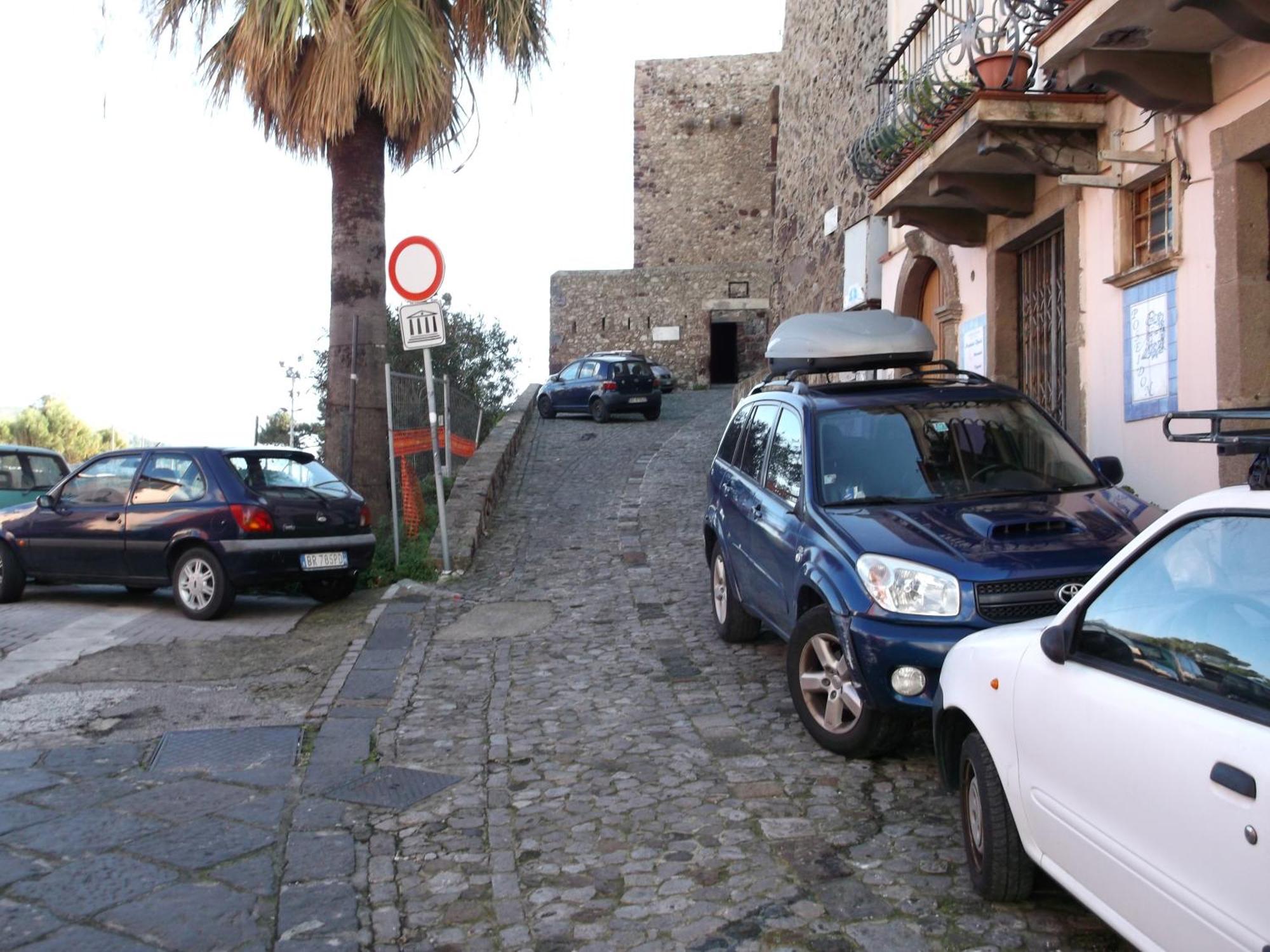 Centrostoricolipari Villa Buitenkant foto