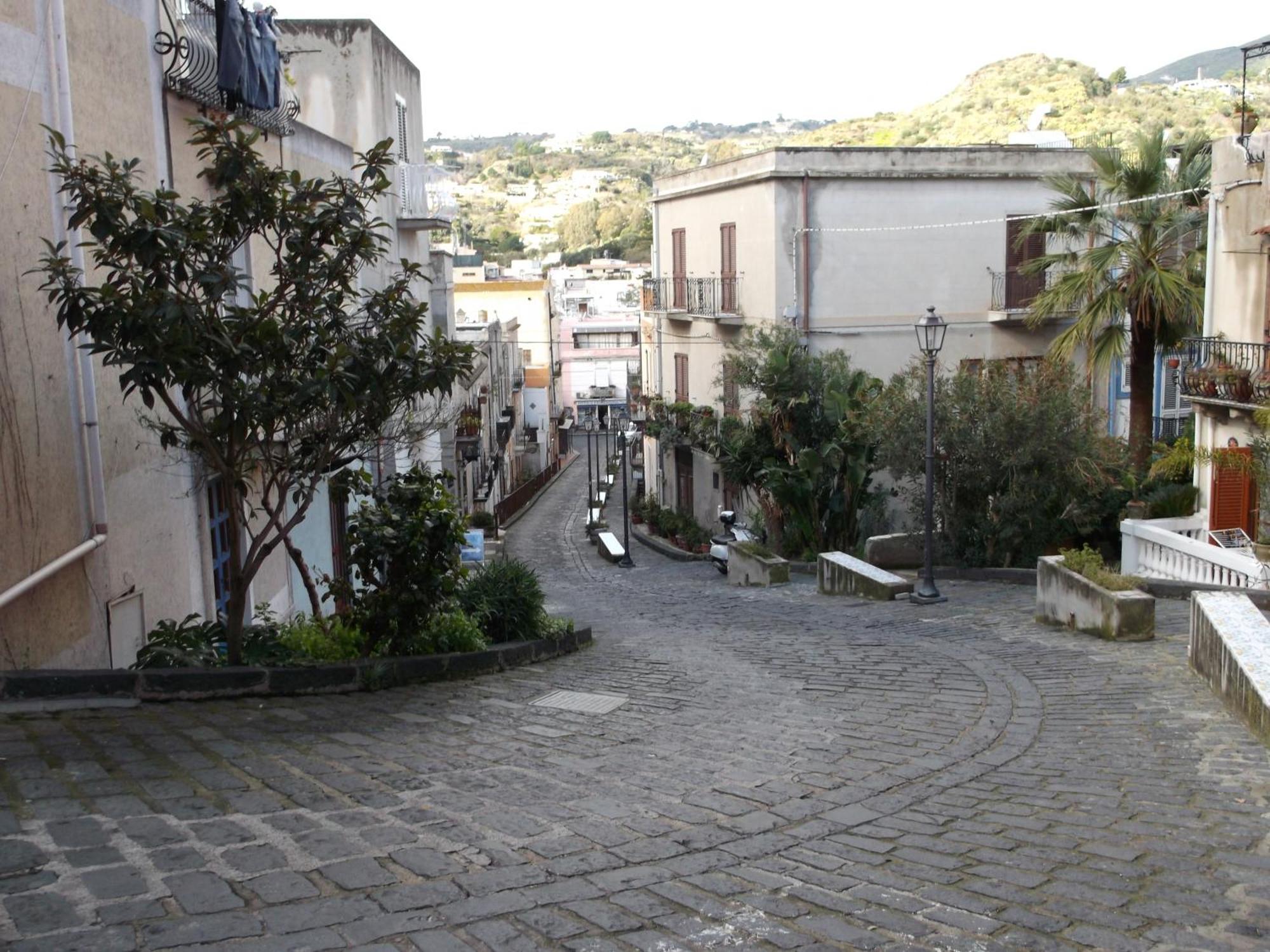 Centrostoricolipari Villa Buitenkant foto