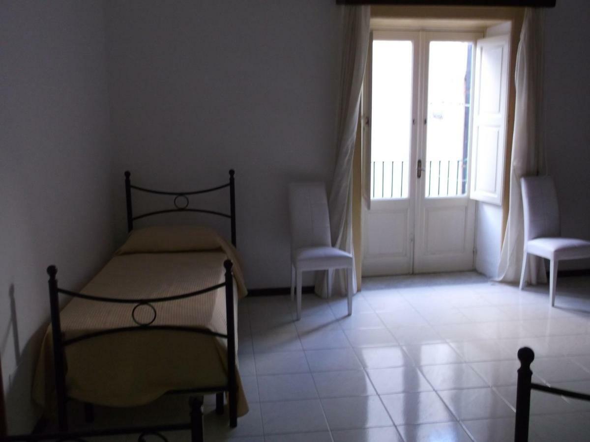 Centrostoricolipari Villa Buitenkant foto