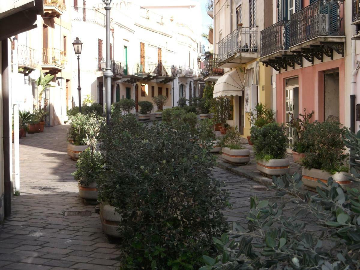 Centrostoricolipari Villa Buitenkant foto
