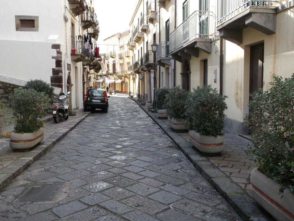 Centrostoricolipari Villa Buitenkant foto
