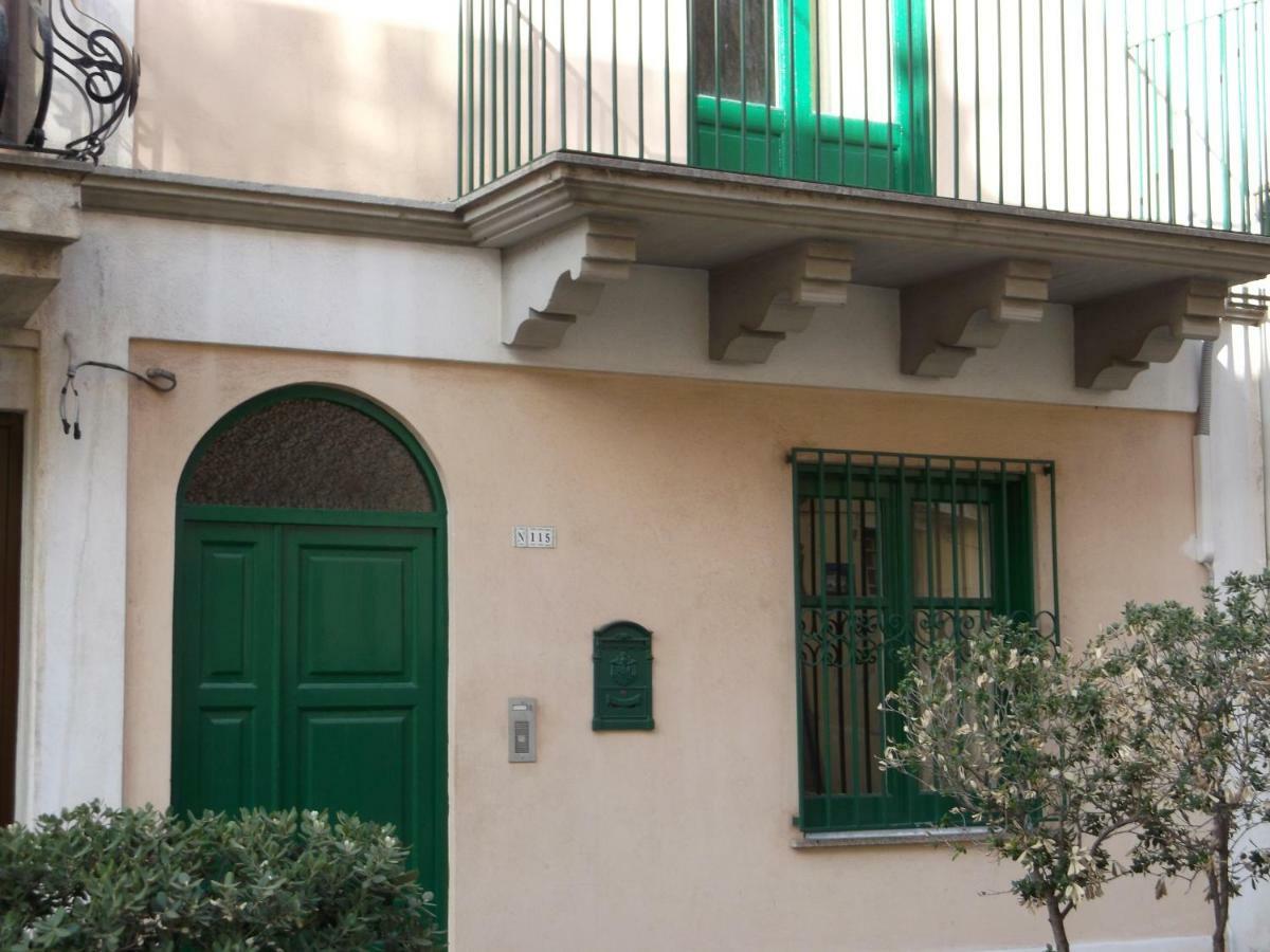 Centrostoricolipari Villa Buitenkant foto